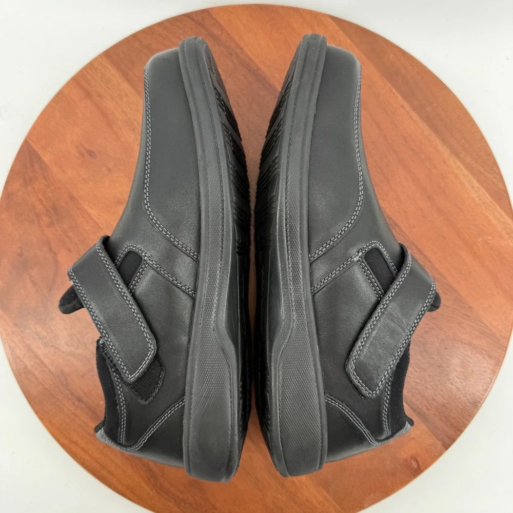 OrthoFeet 511 Mens Black Leather Hook and Loop Strap Walking Shoes 10 2E Wide